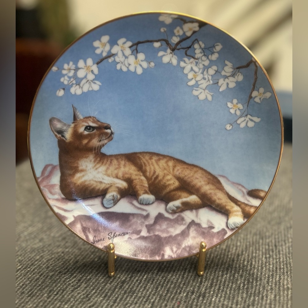 One Day In May By Irene Spencer Decorative Plate From “Cats & Flowers”
#1024242